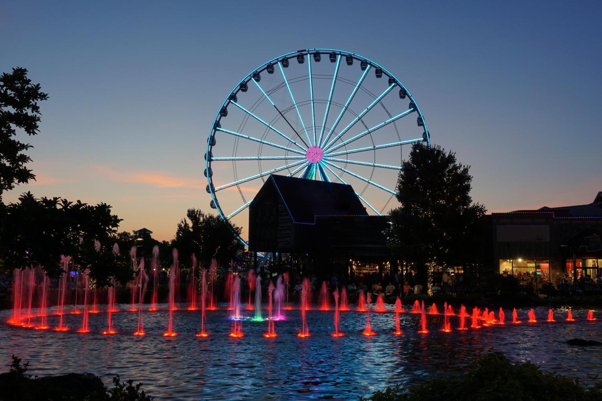 Lazy Bear Lodge, Hot Tub, Resort Pool, Wifi, 1089 Free Tickets Each Paid Day, Dollywood And More 개틀린버그 외부 사진